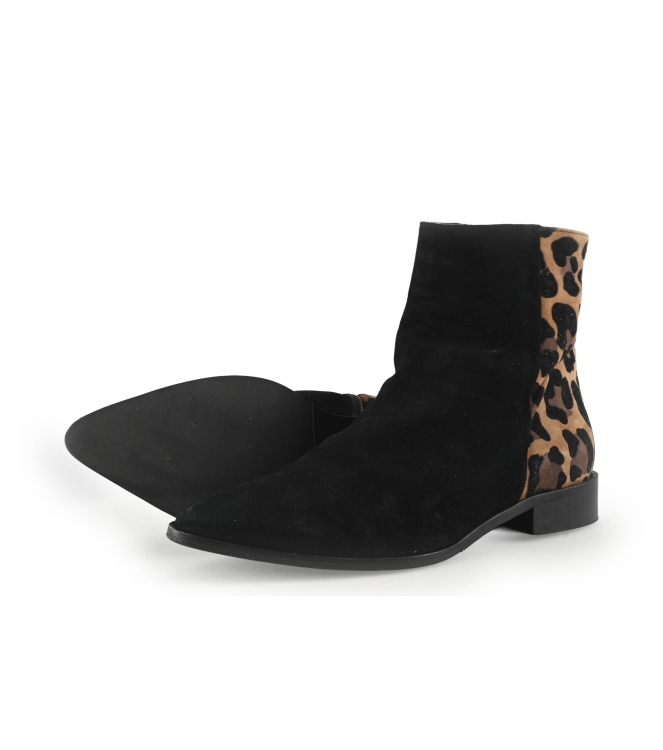 Stefano Lauran Enkellaarzen