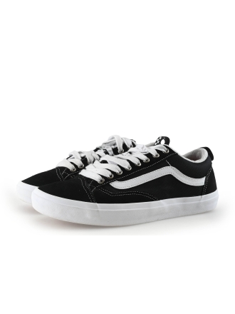 Vans Sneakers Zwart 346328
 Maat 45
 