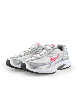 Nike Sneakers Wit 346439
 Maat 38½
 