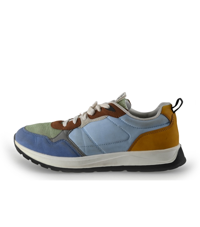 Vertice Sneakers