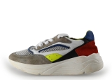 Giga Sneakers