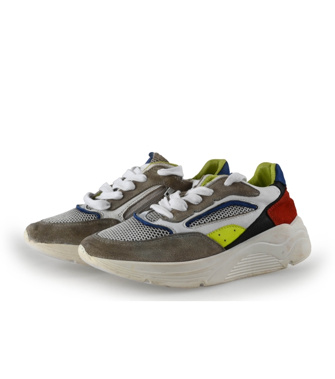 Giga Sneakers