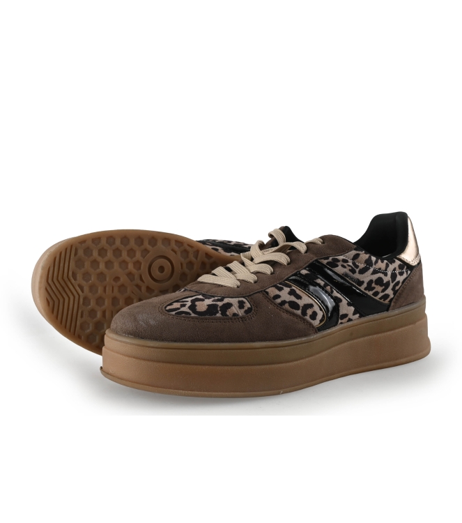 Sub55 Sneakers