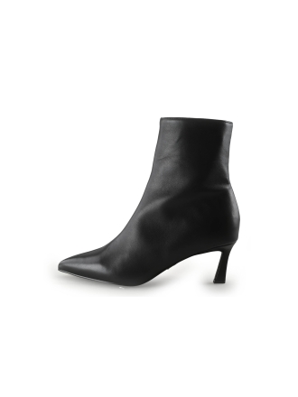 Steve Madden Enkellaarzen Zwart 348965
 Maat 39
 