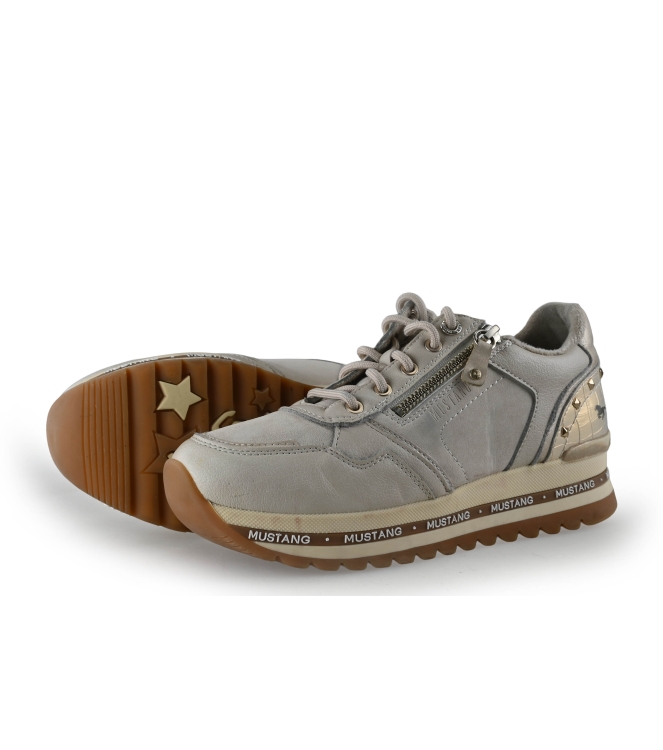 Mustang Sneakers