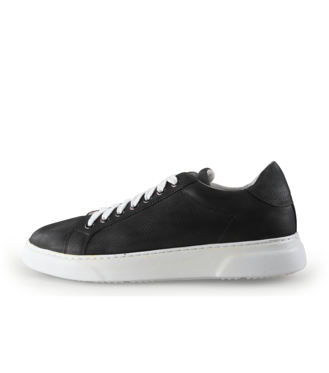 Manfield Sneakers
