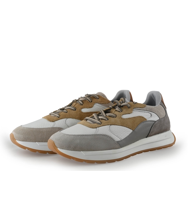 Vertice Sneakers