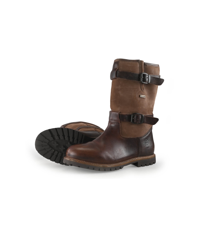 Travelin Snowboots