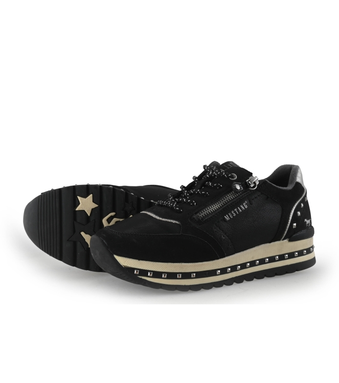 Mustang Sneakers