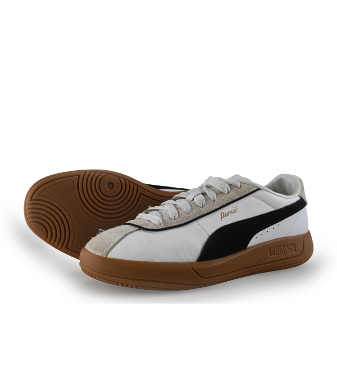 Puma Sneakers