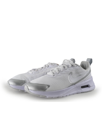 Nike Sneakers Wit 350919
 Maat 40½
 