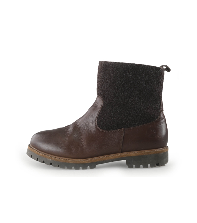 Travelin Snowboots