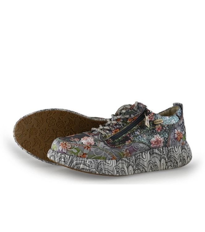 Laura Vita Sneakers