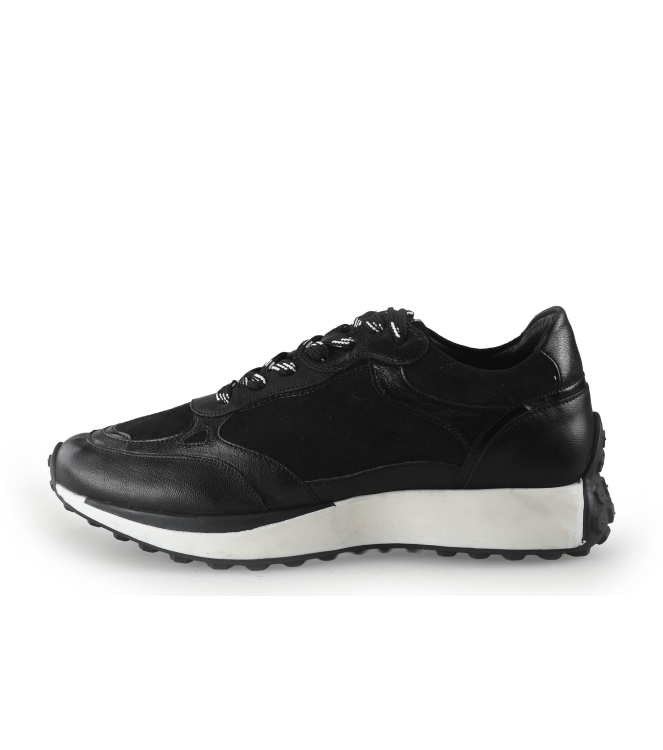 No Stress Sneakers