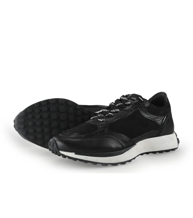 No Stress Sneakers
