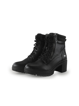 Mustang Veterboots Zwart 352159
 Maat 39
 