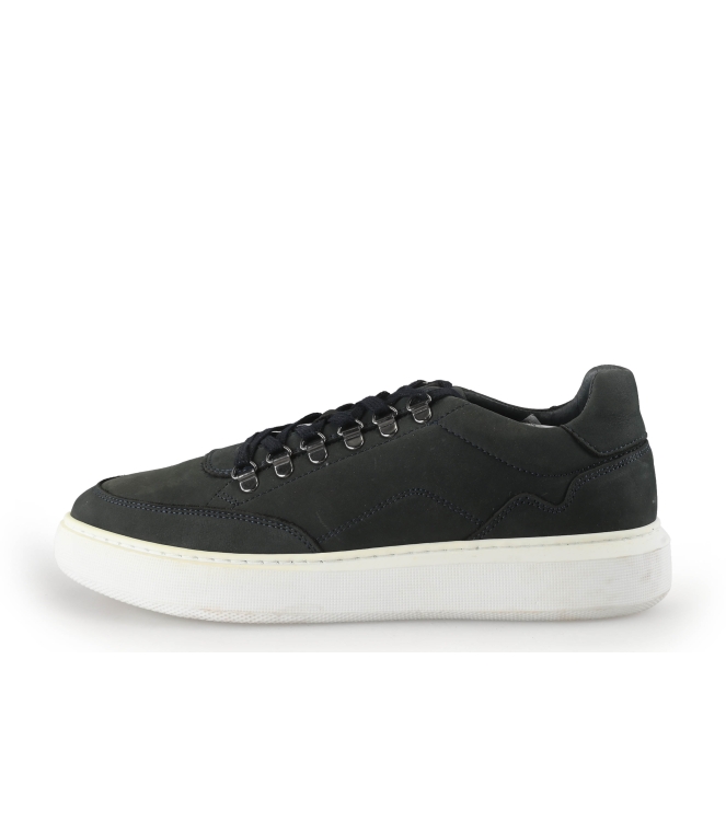 Manfield Sneakers