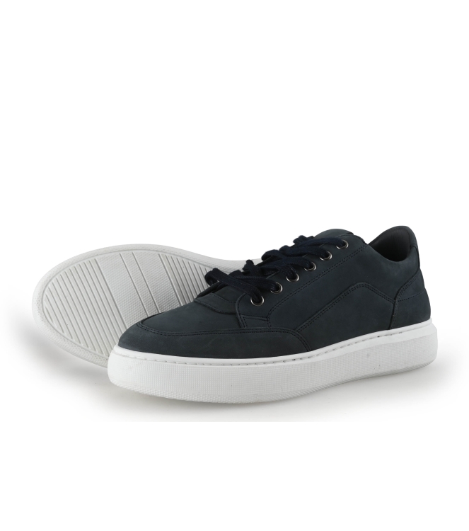 Manfield Sneakers
