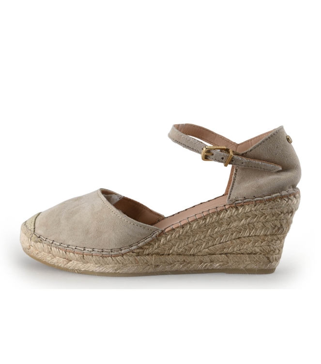 Fred de La Bretoniere Pumps
