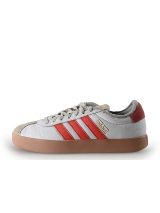 Adidas Sneakers Wit 353222
 Maat 40
 