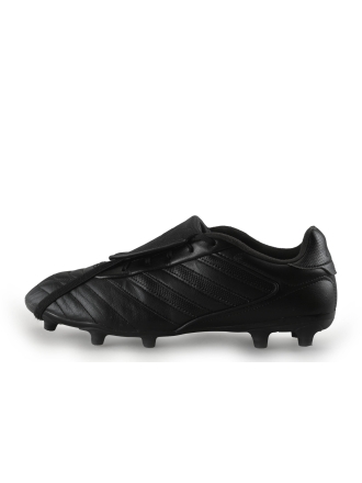 Adidas Voetbalschoenen Zwart 353603
 Maat 46
 