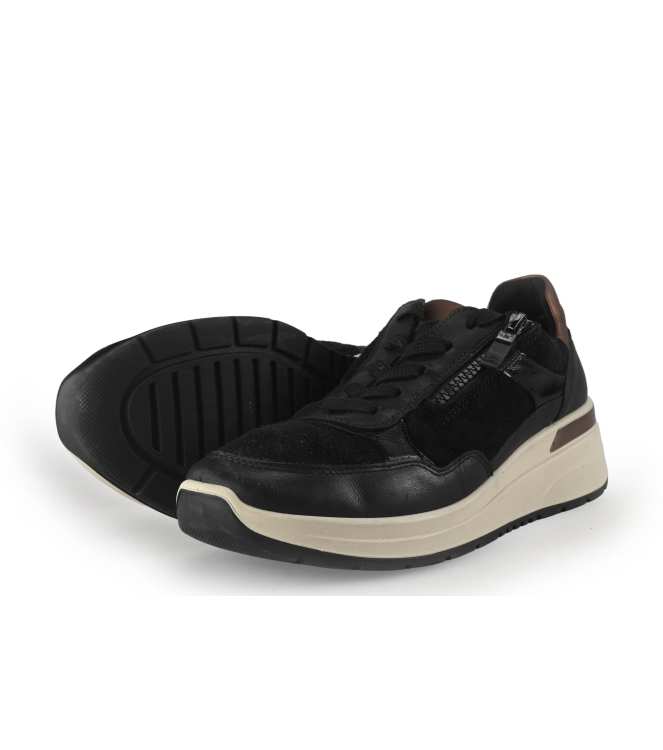 Ara Sneakers