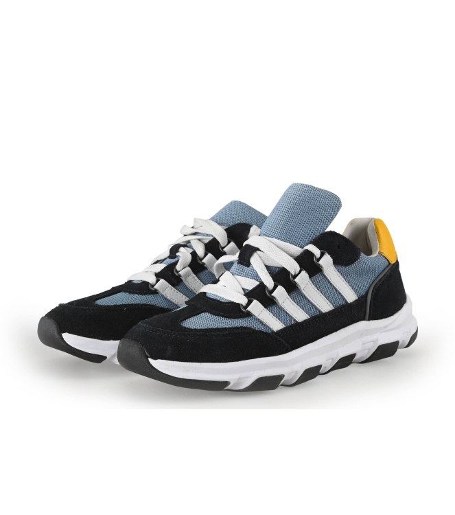 DSTRCT Sneakers