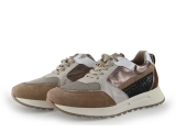 AQA Sneakers