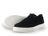 Manfield Sneakers