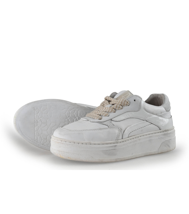 Manfield Sneakers