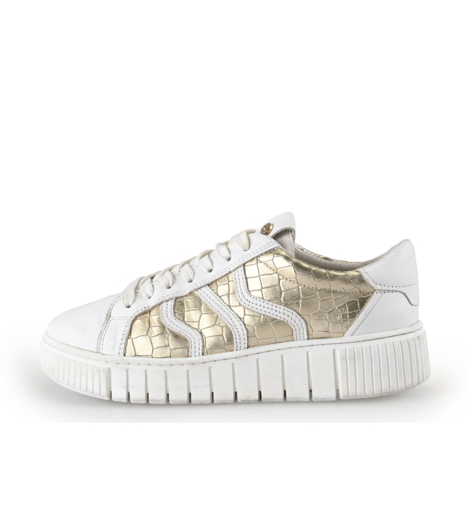 No Stress Sneakers