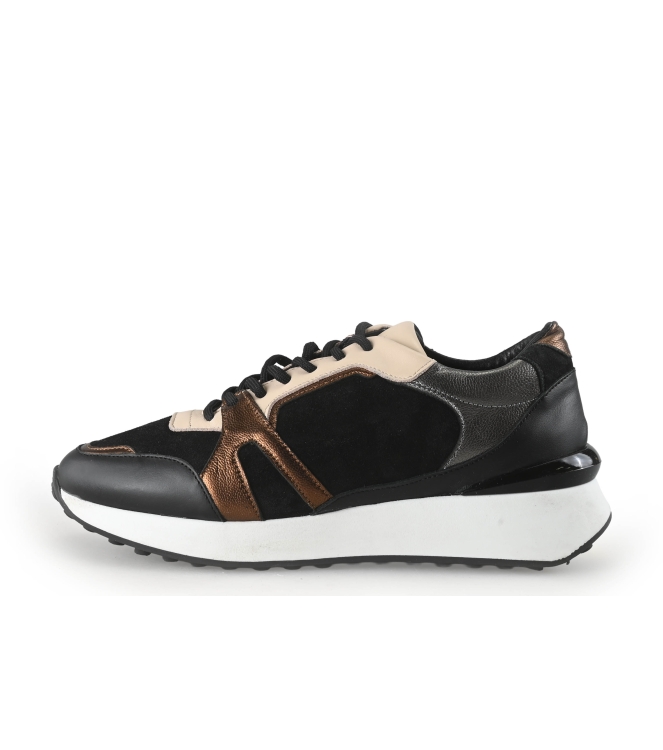 Manfield Sneakers