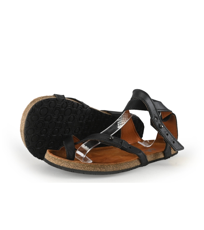 Aylla Barefoot