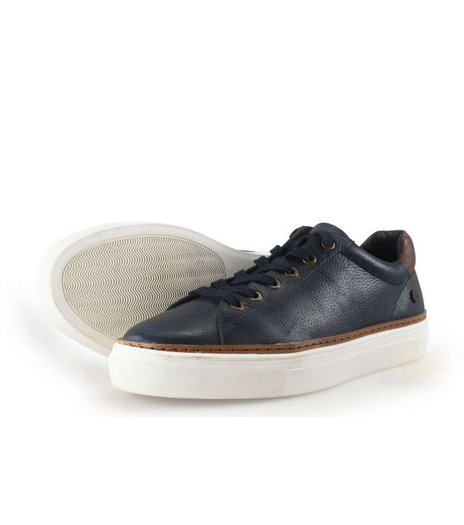 Manfield Sneakers