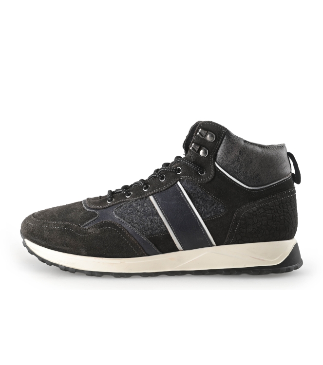 Manfield Sneakers