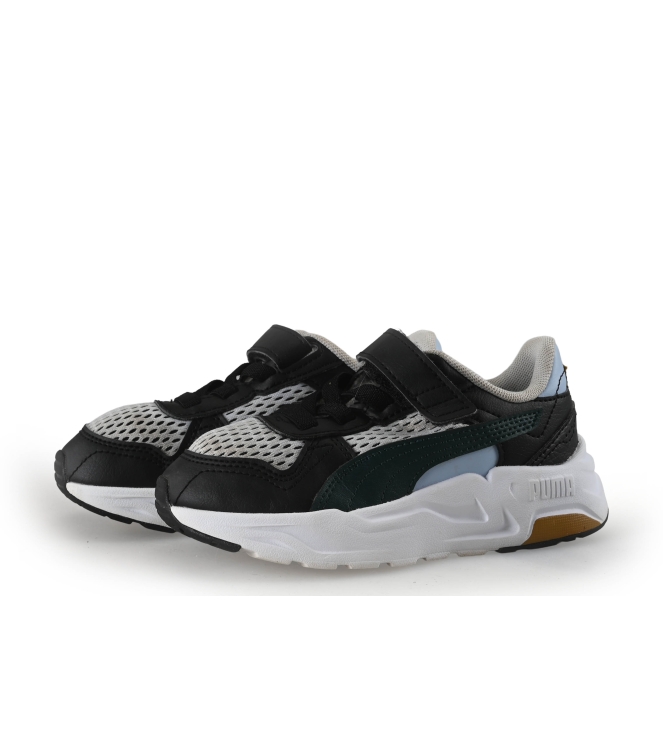 Puma Sneakers
