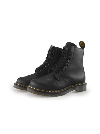 Dr. Martens Veterboots Zwart 357005
 Maat 39
 
