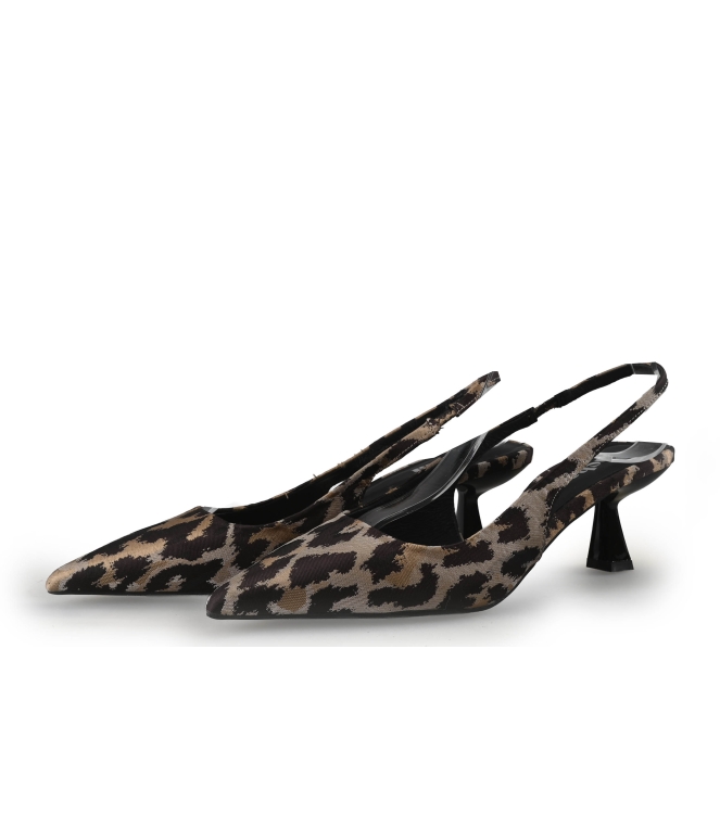 Sacha Pumps