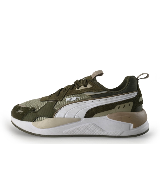 Puma Sneakers