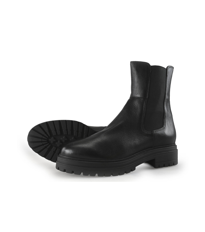 Nelson Chelsea boots