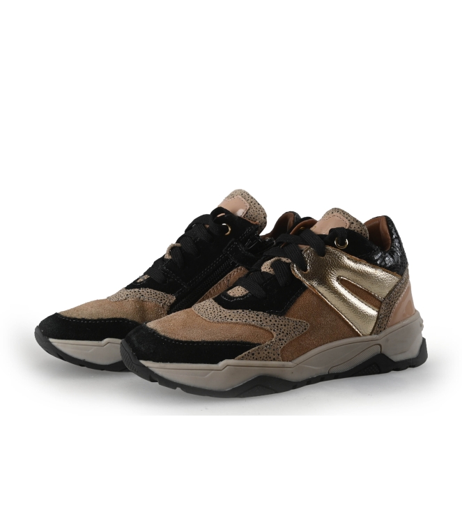 IK-KE Sneakers