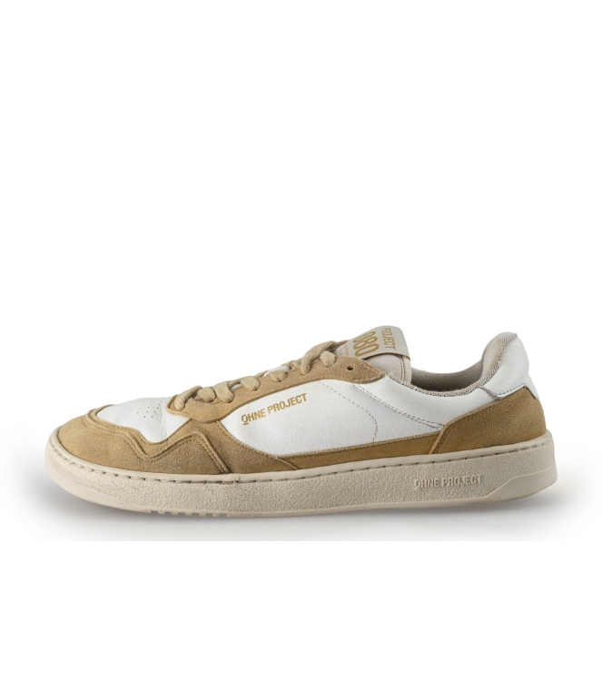 Ohne Sneakers