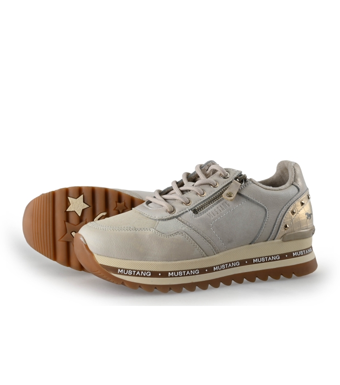 Mustang Sneakers