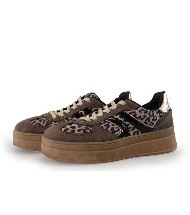 Sub55 Sneakers