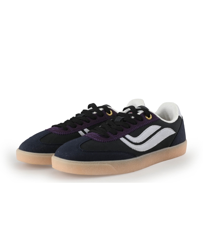 Genesis Sneakers