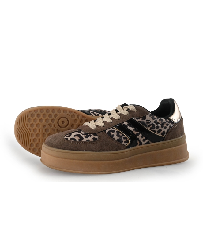 Sub55 Sneakers