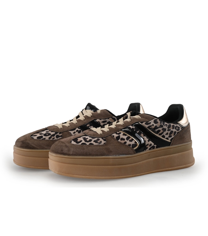 Sub55 Sneakers