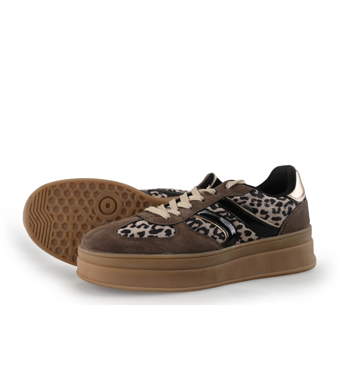 Sub55 Sneakers