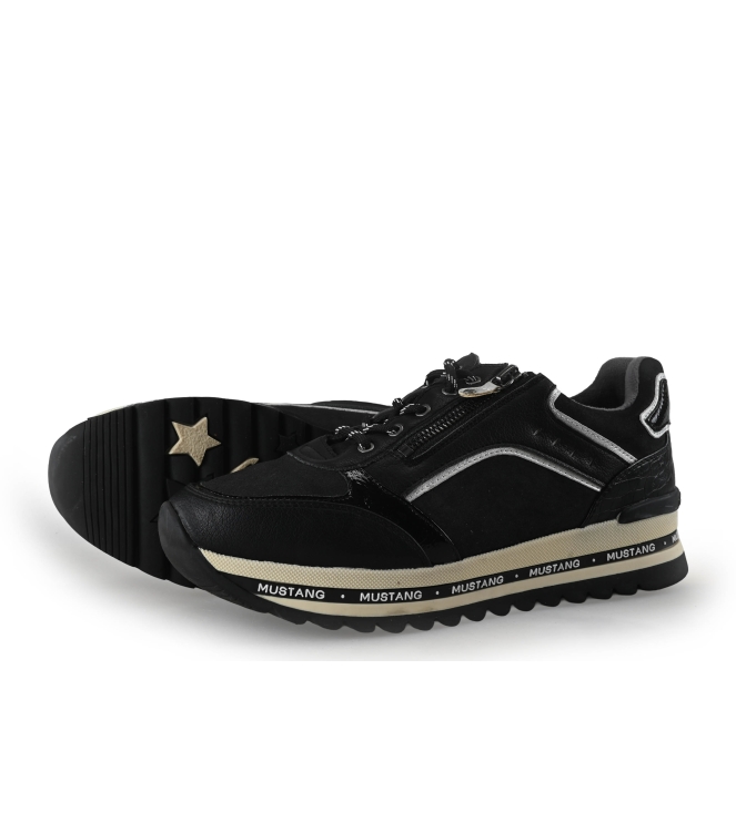 Mustang Sneakers