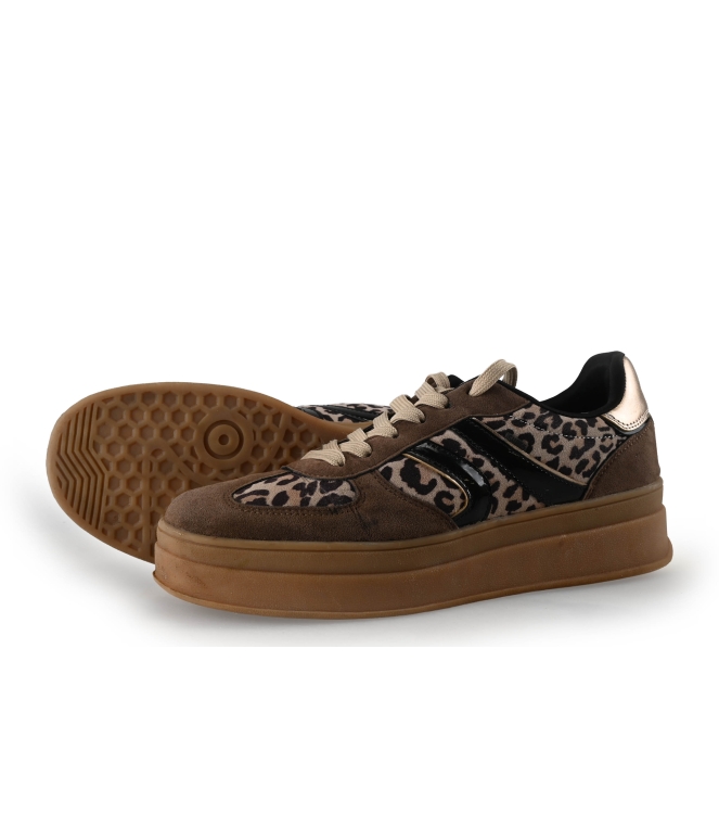 Sub55 Sneakers